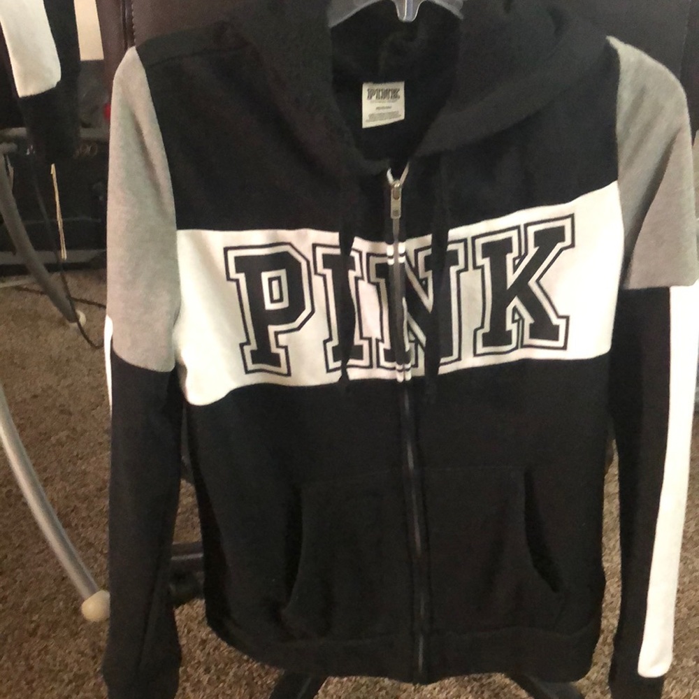 Jacket and pants set